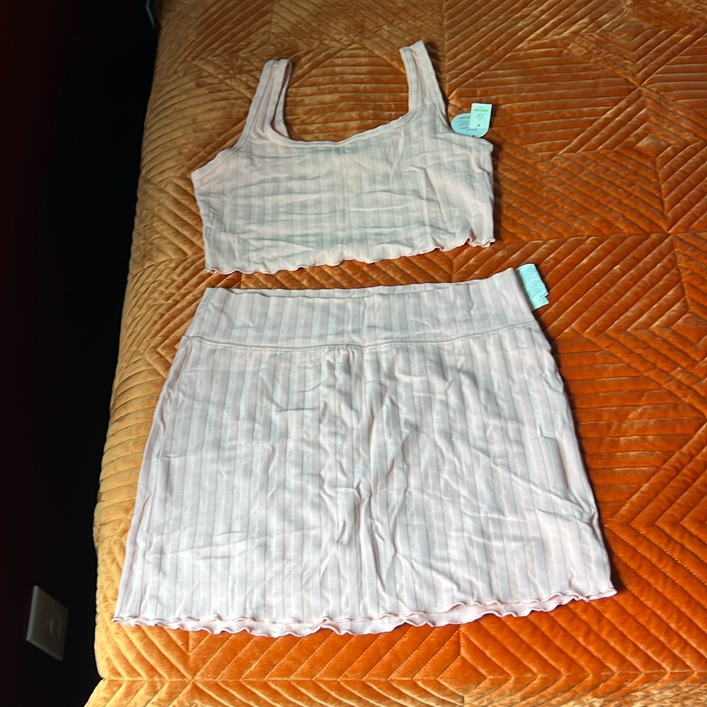 Aerie 2 piece skirt & tank top set